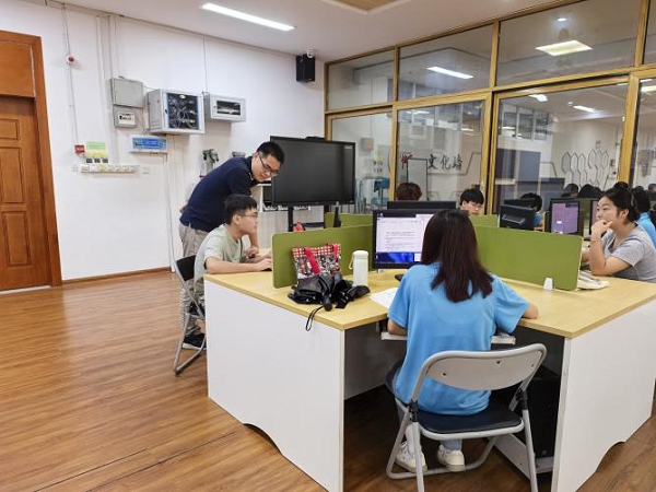 图2《采购与供应商管理基础》授课现场