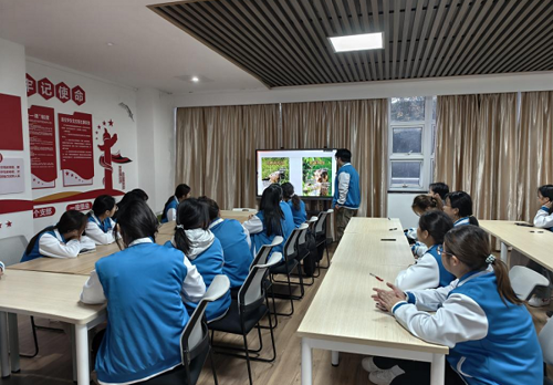 从拍摄到剪辑：财经与物流管理学院开展“叮咚财物”短视频创作分享会