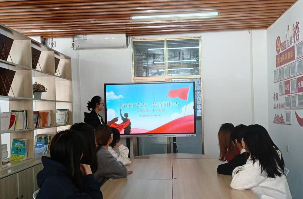 7f53b6d3c27c087cafd5c424e6b247ef