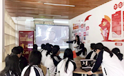 【映入人心，红动柳职】贸易与旅游管理学院开展“一站式”学生社区红色观影主题活动