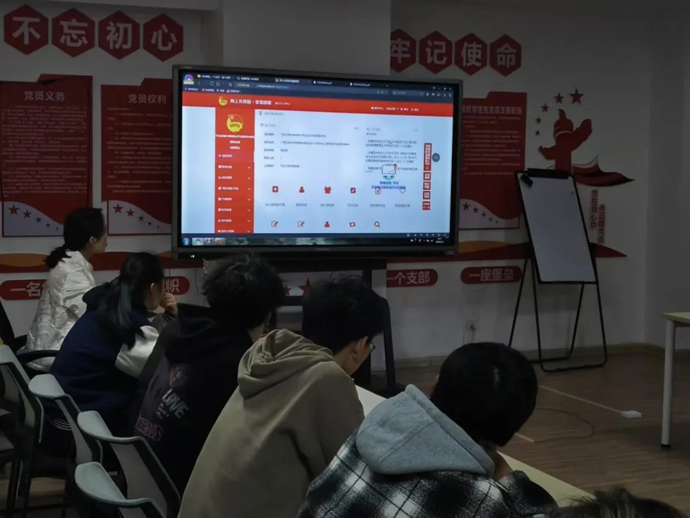 8f65fb689cc9c165cbad957d97efb57a-sz_169975