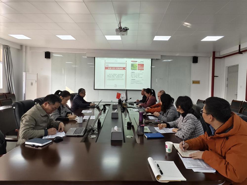 2ecabeb9dd41b6d9a506e674abbbbd8