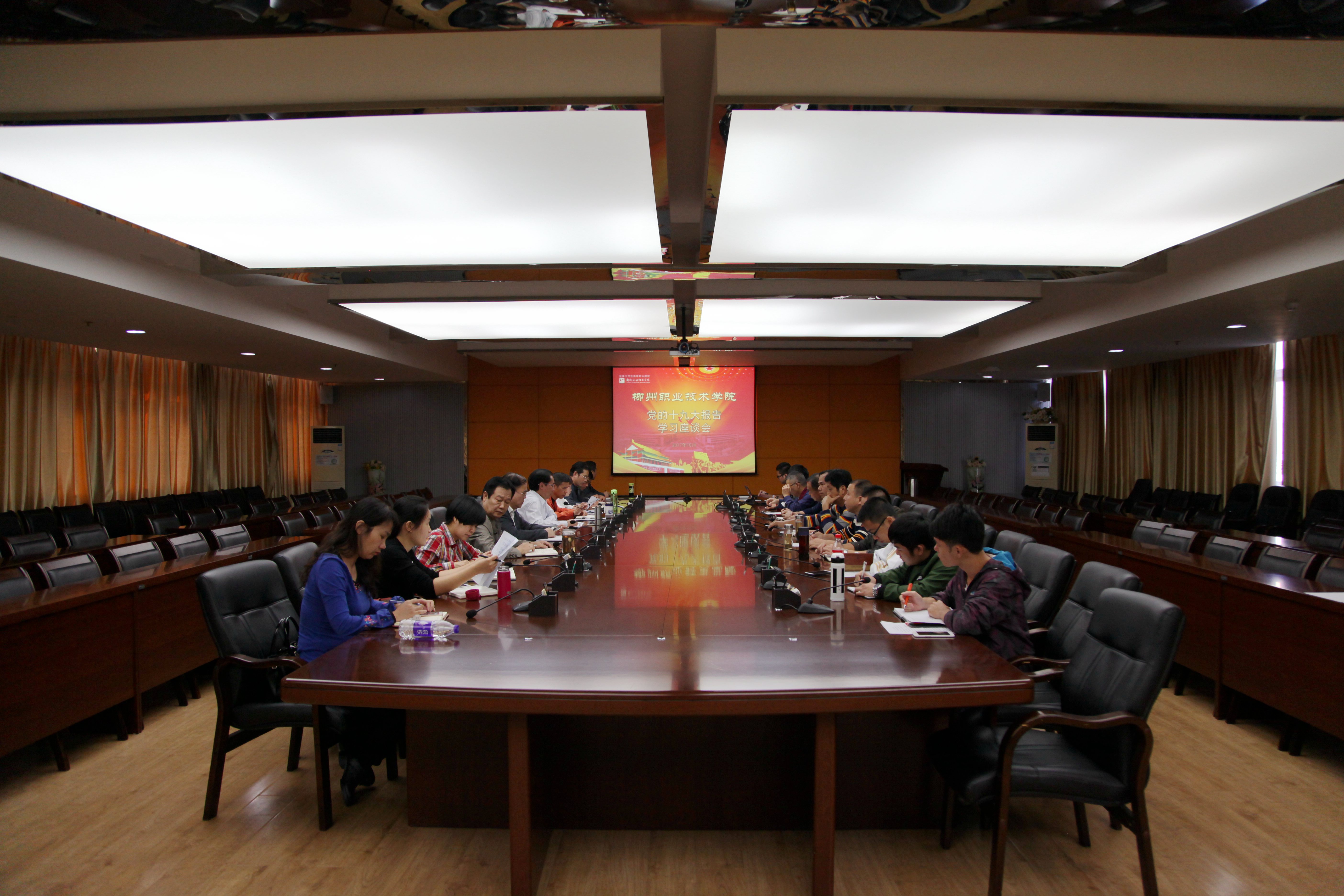 201710191834385232.jpg 201710191834385232.jpg