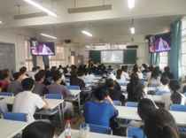 匠心织梦 智技启航——艺术学院服装与服饰设计专业开展2025级新生专业入门教育活动