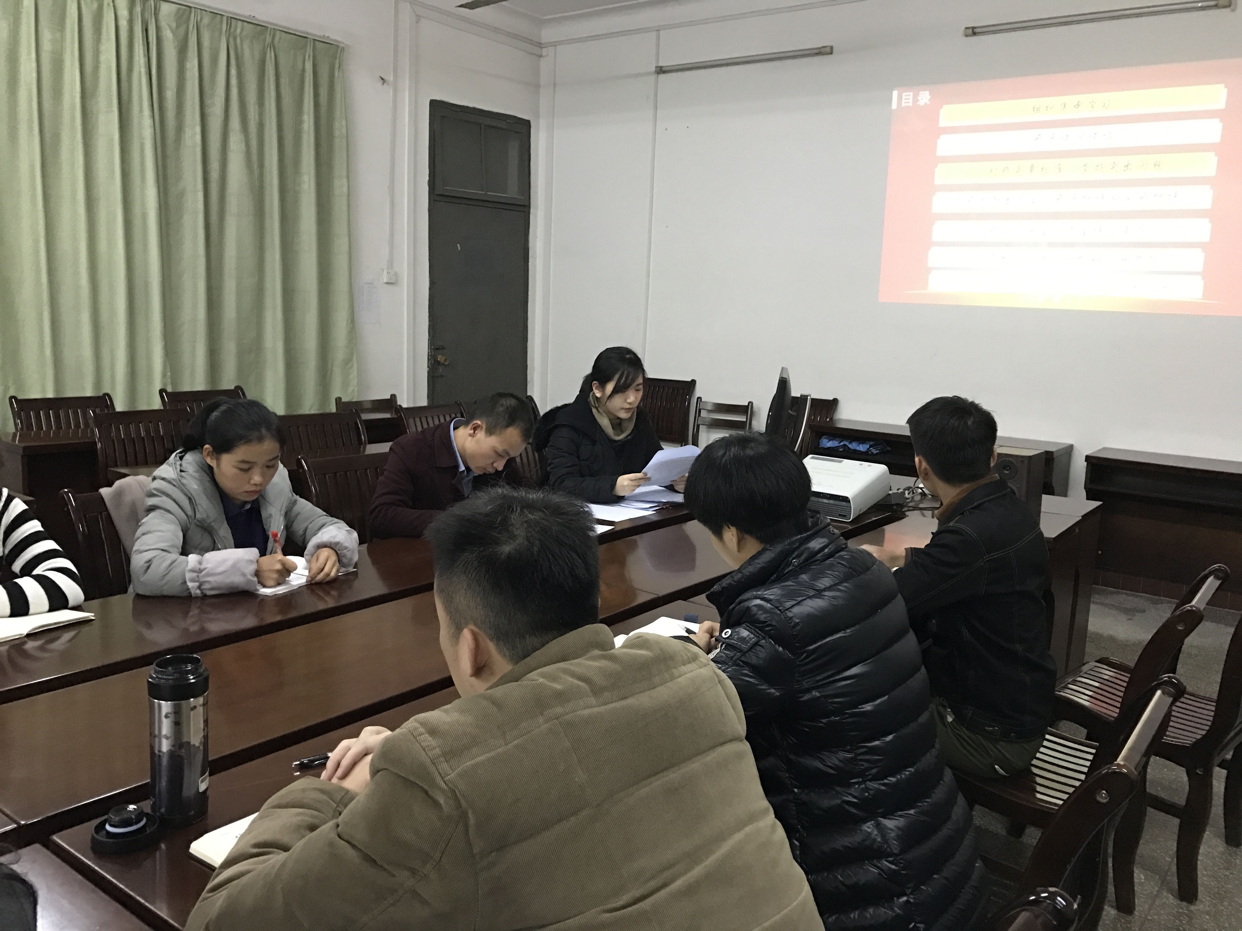 4d2aee34ab1046988e2c30f297ce75e0.jpg 4d2aee34ab1046988e2c30f297ce75e0.jpg