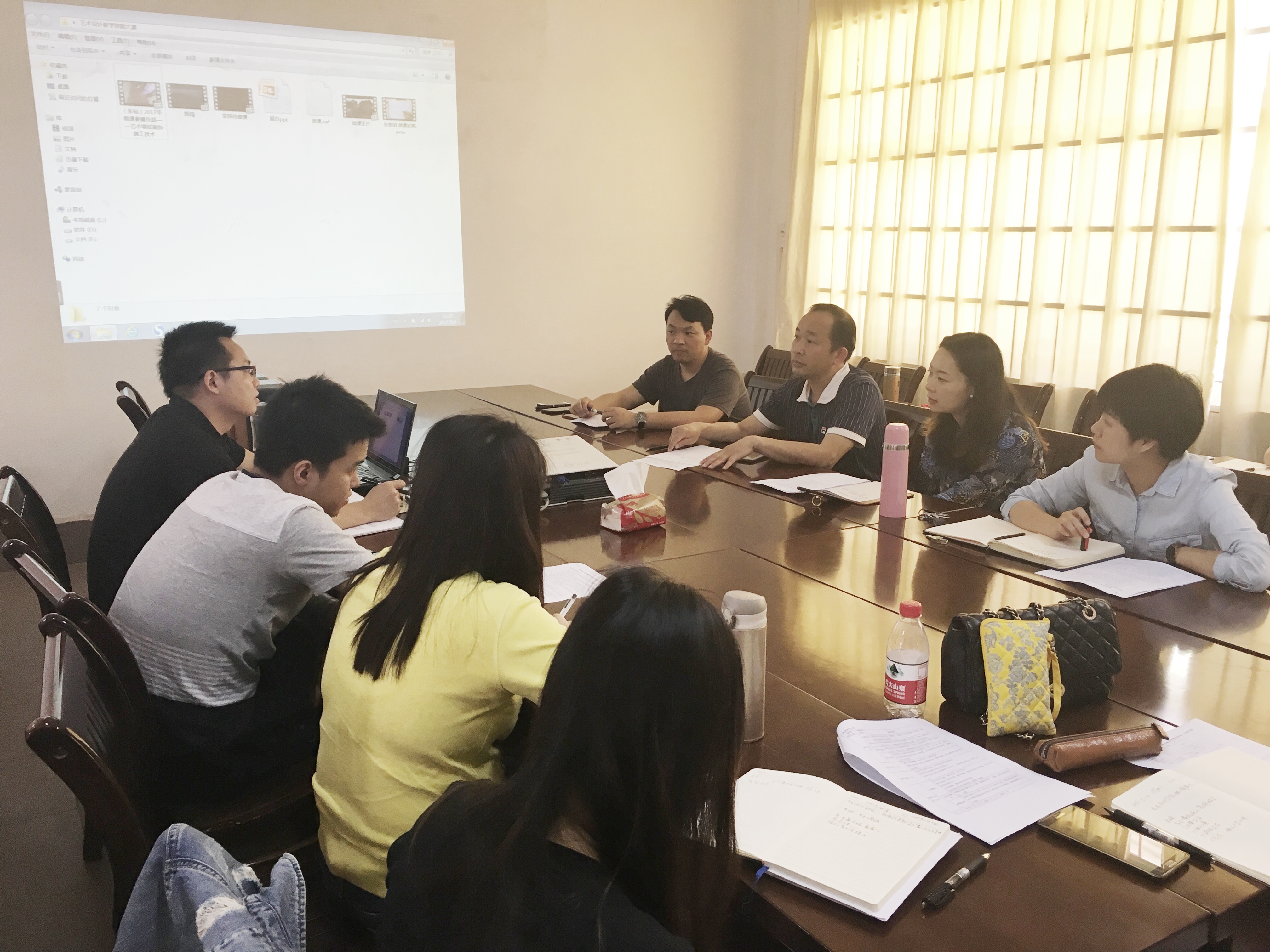 fddc40986ce54d90ae3d00570f41d8c0.jpg fddc40986ce54d90ae3d00570f41d8c0.jpg