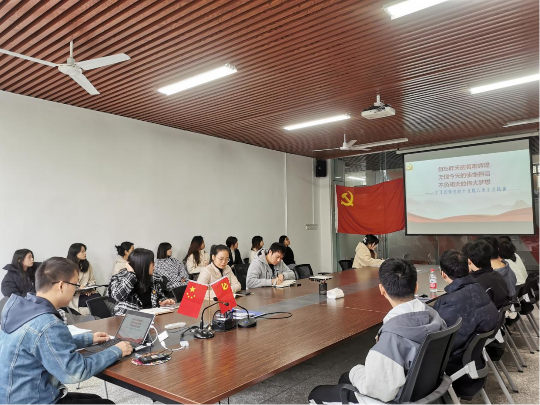 202112052351006632.png 202112052351006632.png