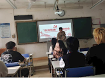 艺术学院开展党的二十大精神学习宣传进“一站式”学生社区系列活动之手绘廉洁明信片活动