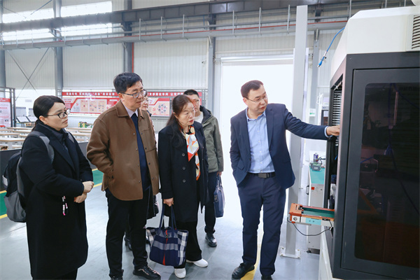 参观机电工程学院