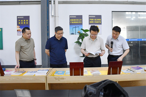 广西现代职业技术学院、河池市职业教育中心学校到我校调研交流
