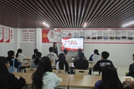 电子信息工程学院学生第二党支部开展入党积极分子专题培训