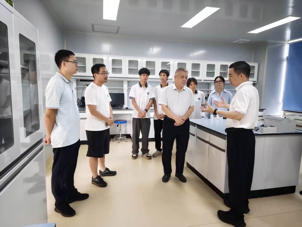 【访企拓岗促就业】电子信息工程学院到中国南方电网有限责任公司超高压输电公司柳州局看望实习备赛学生