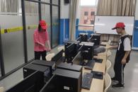 电子信息工程学院开展“爱我班级，从我做起”清洁主题活动