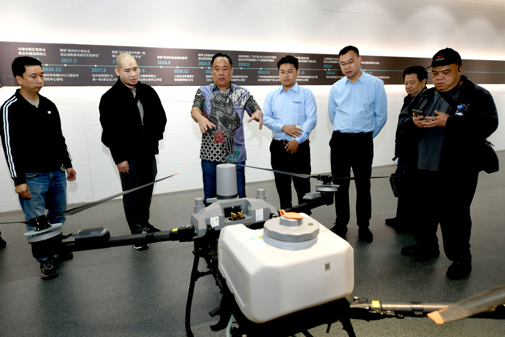 南苏门答腊副省长Cik Ujang参观实训基地