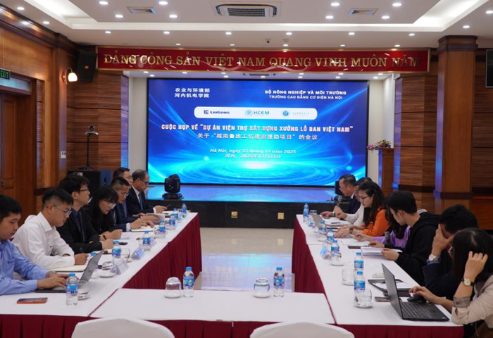 我校代表团赴越南推进鲁班工坊建设及国际合作交流