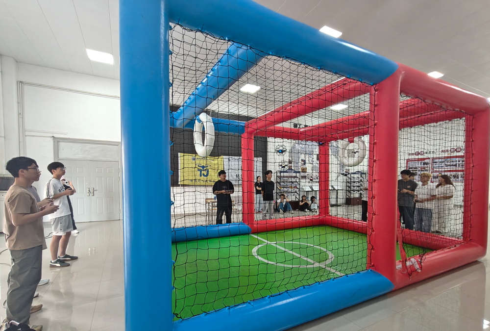 选手正在竞赛中