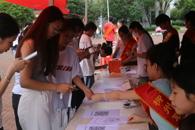 校学生会成功开展“心事当铺，快乐交换”活动