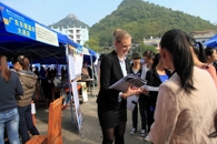 青春是场远行 求职平添助力-----2014届毕业生双选会在我院火热开幕
