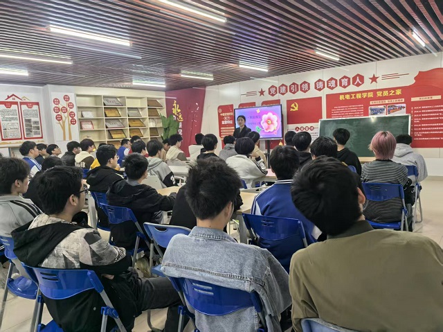 专题辅导现场 专题辅导现场