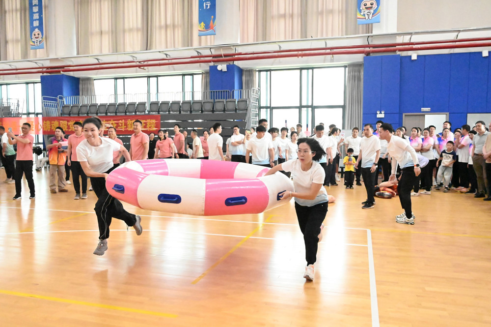 我校教职工代表队参加2026年柳州市职工趣味运动会