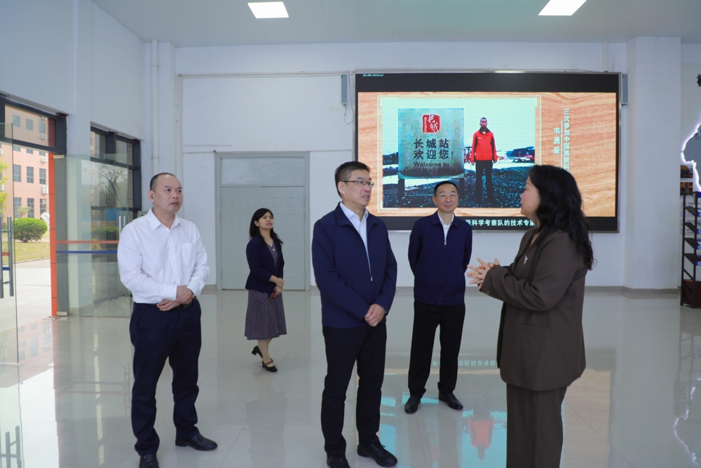 教育部职业教育发展中心主任林宇莅临我校调研指导