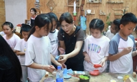 受灾群众安置点的孩子在我校“学习”