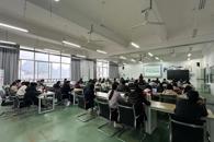 贸易与旅游管理学院召开期末全体教职工大会