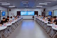 柳州市大数据发展局到贸易与旅游管理学院调研交流