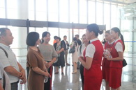 贸易与旅游管理学院党总支赴柳州白莲机场开展别开生面的主题党日活动