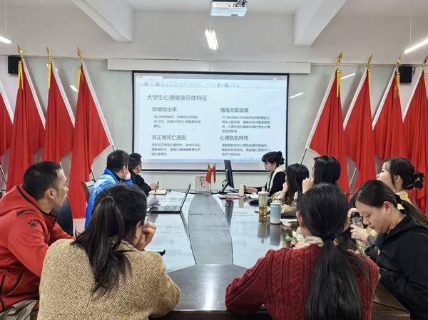 1e3c11e2b4e184bfabea1bd53128e401