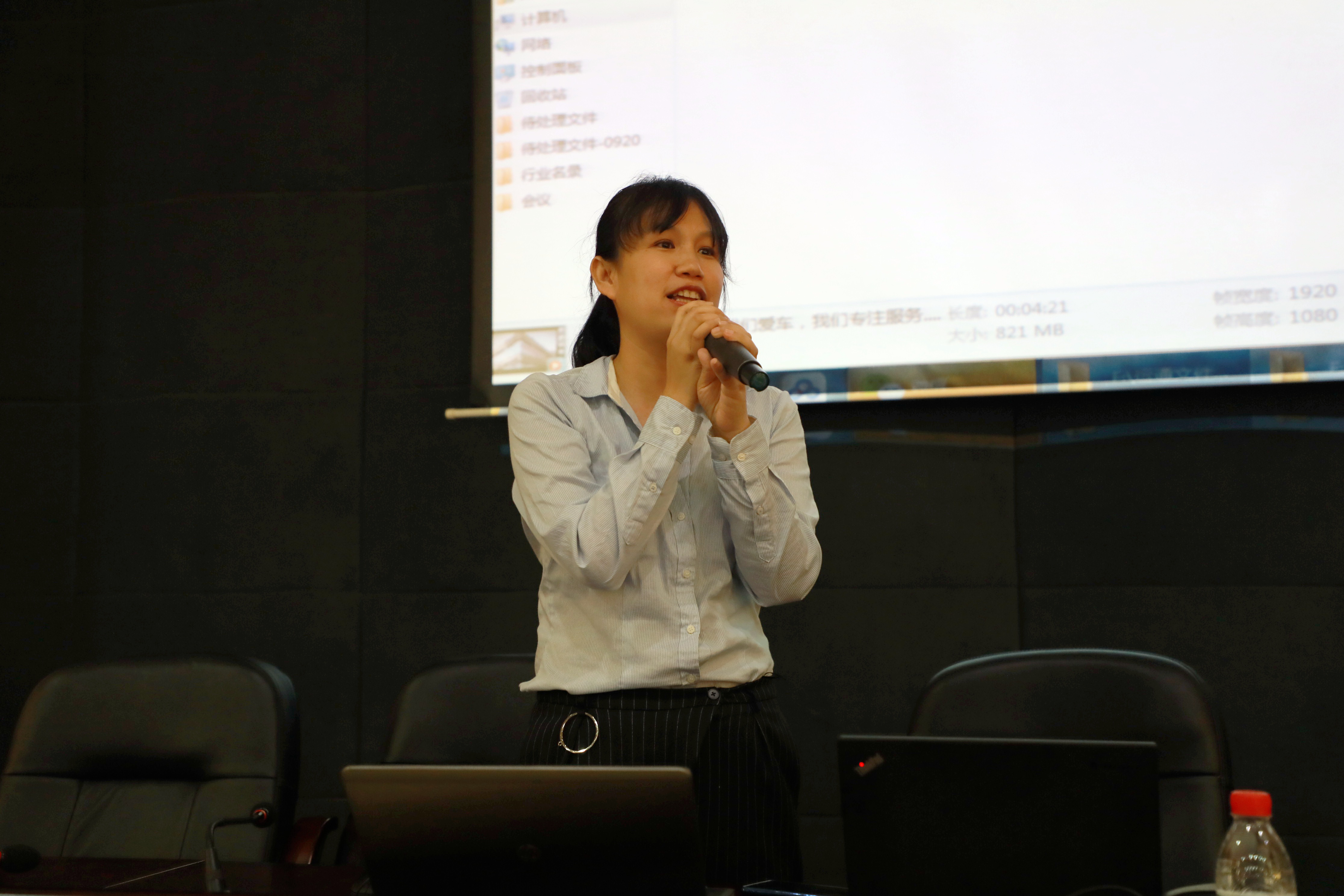 201809291736592791.png 201809291736592791.png