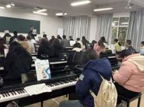 艺术学院开展“学风、安全两手抓，上好开学第一课”主题早读活动