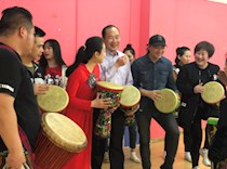 艺术学院开展非洲鼓公开课教学体验活动