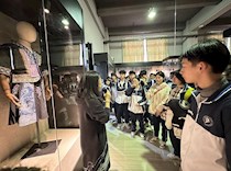 “艺”起来研学 ——柳州市第九中学学子到艺术学院开展研学活动