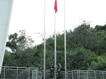 艺术学院举行学期第4次升旗仪式暨“弘扬爱国精神，树立文明风尚”主题宣讲活动