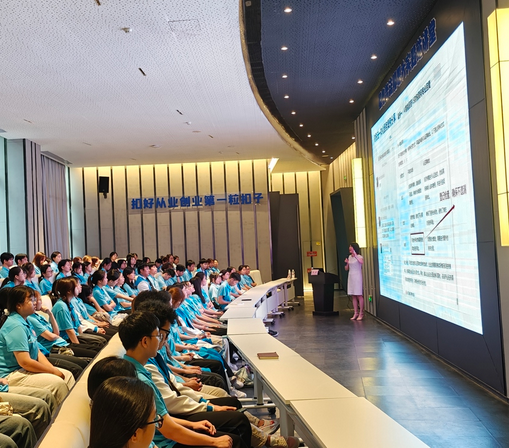 税收普法实践站