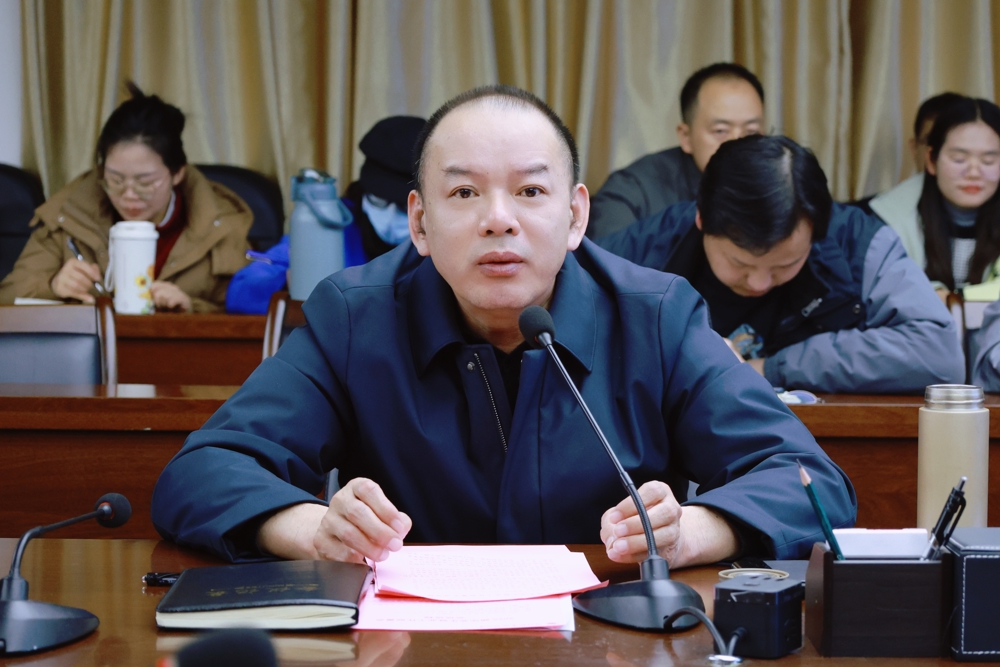 甘金明作工作指示